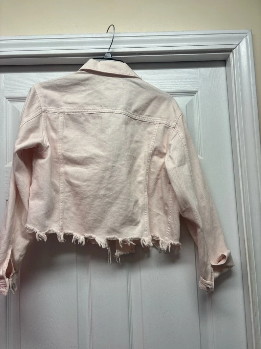 Vigoss Cropped Blush Pink Denim Jacket with Frayed Hem Small